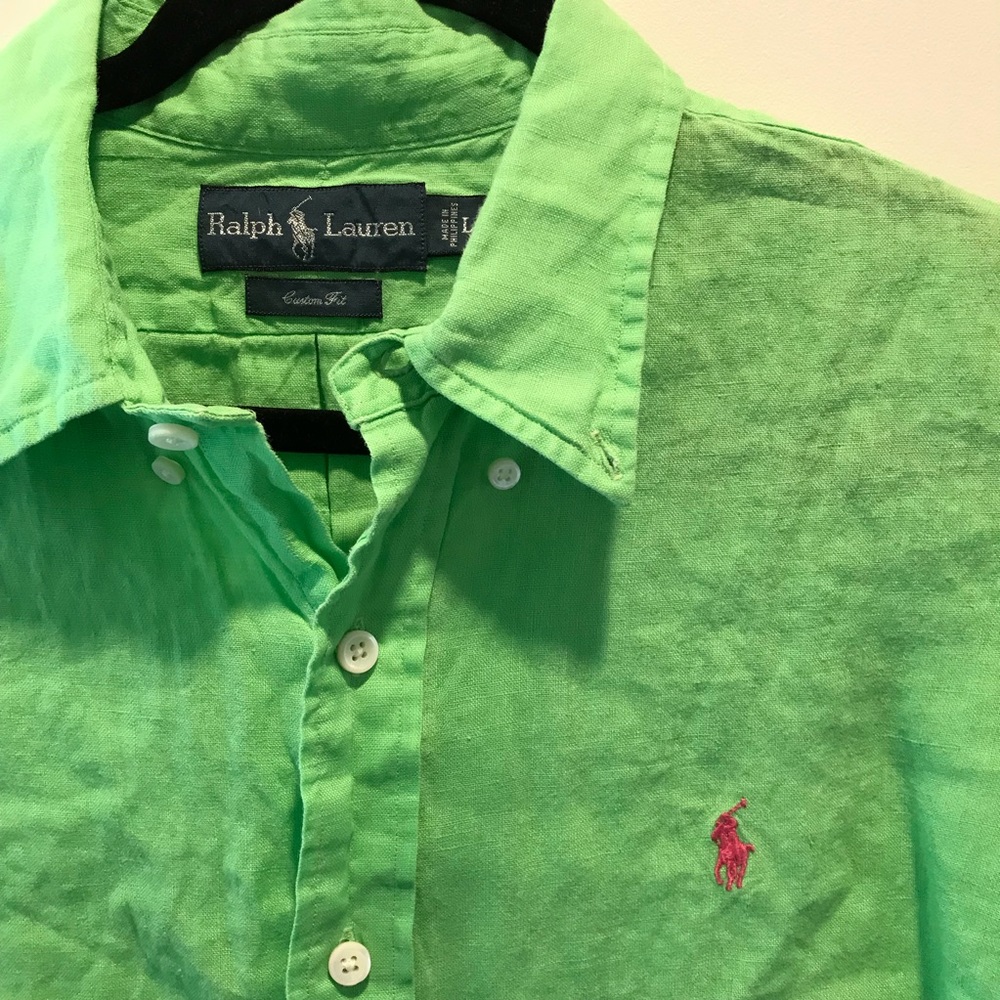 Polo collard shirt with button up